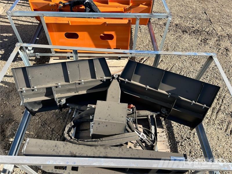 Suihe SSD-V blade 72 in Skid Steer Snow Blade (Unused) 刮雪板和犁