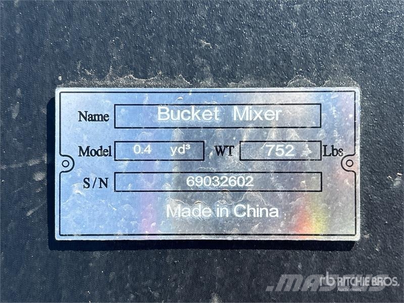 Suihe SSM 56 in Skid Steer Concrete Mixer (Unused) خلاطات خرسانة/ملاط