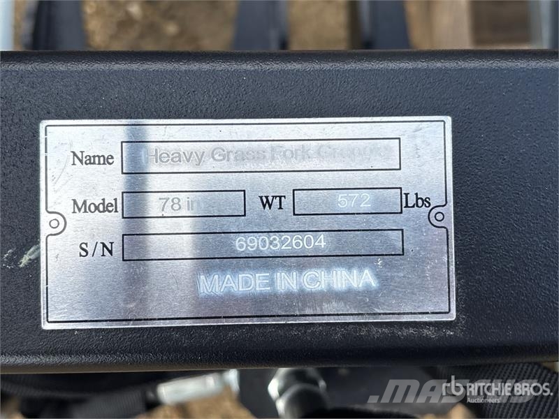 Suihe SSR-78 78 in Skid Steer Root Rake (Unused) مكابس وميبسات التبن