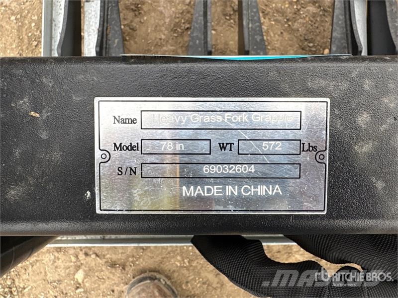 Suihe SSR-78 78 in Skid Steer Root Rake (Unused) Rastrilladoras y rastrilladoras giratorias