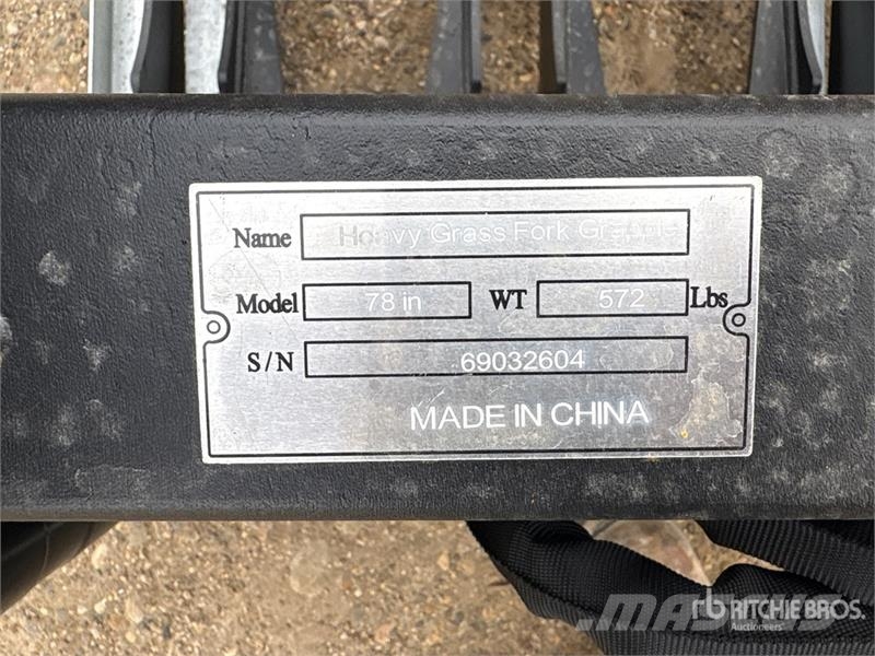 Suihe SSR-78 78 in Skid Steer Root Rake (Unused) Rastrilladoras y rastrilladoras giratorias