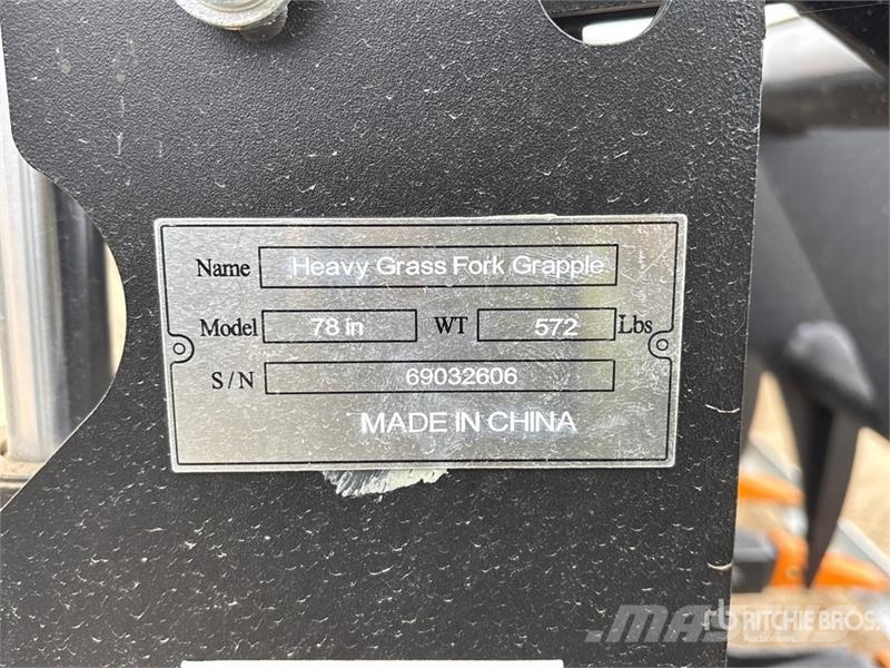 Suihe SSR-78 78 in Skid Steer Root Rake (Unused) مكابس وميبسات التبن