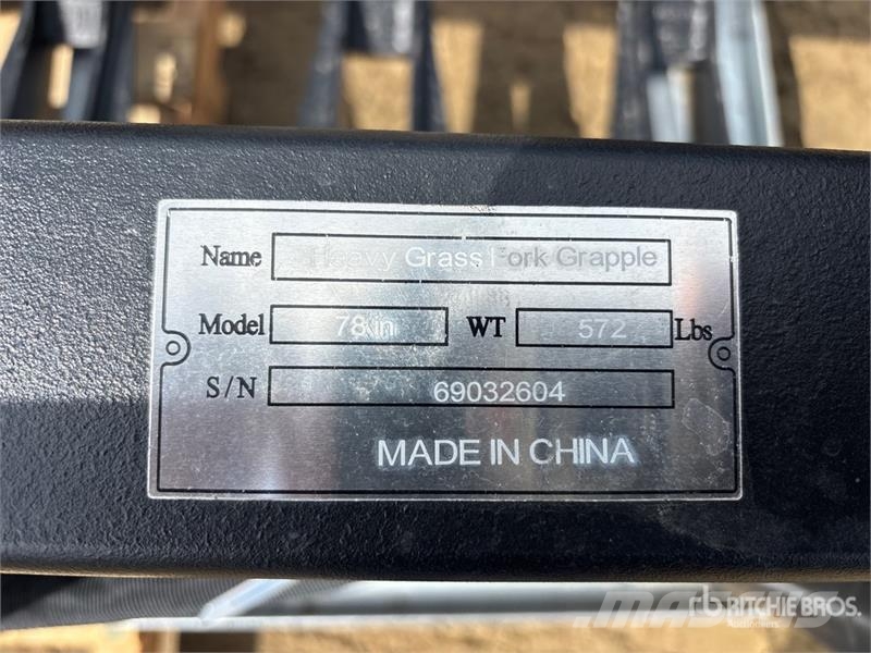 Suihe SSR-78 78 in Skid Steer Root Rake (Unused) مكابس وميبسات التبن