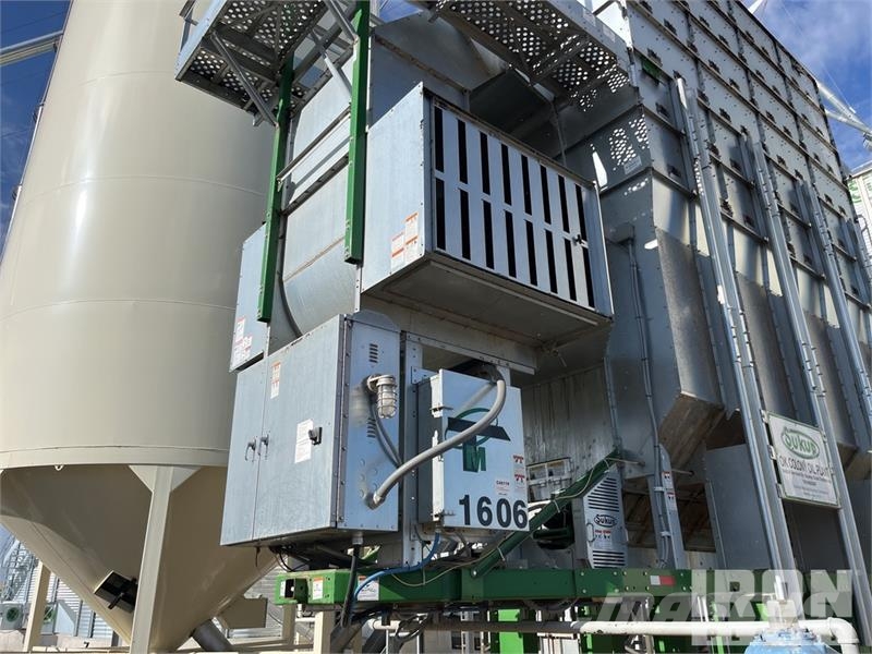 Sukup TM1606 650 bu/hr 6 Tier Stacked Mixed Flow Grain D Tahıl kurutucular