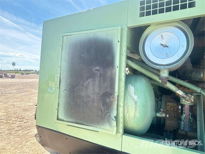 Sullair 1600DTO Mobile Air Compressor 콤푸레샤
