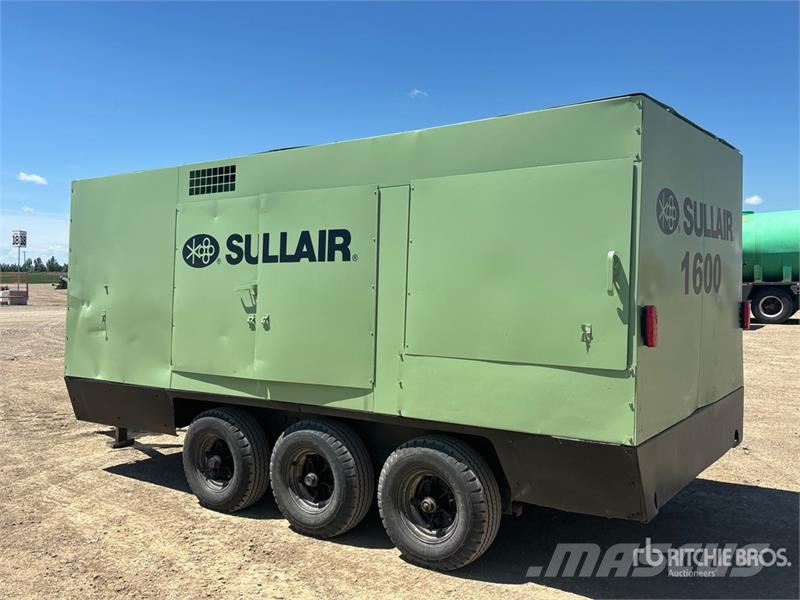 Sullair 1600DTO Mobile Air Compressor 콤푸레샤
