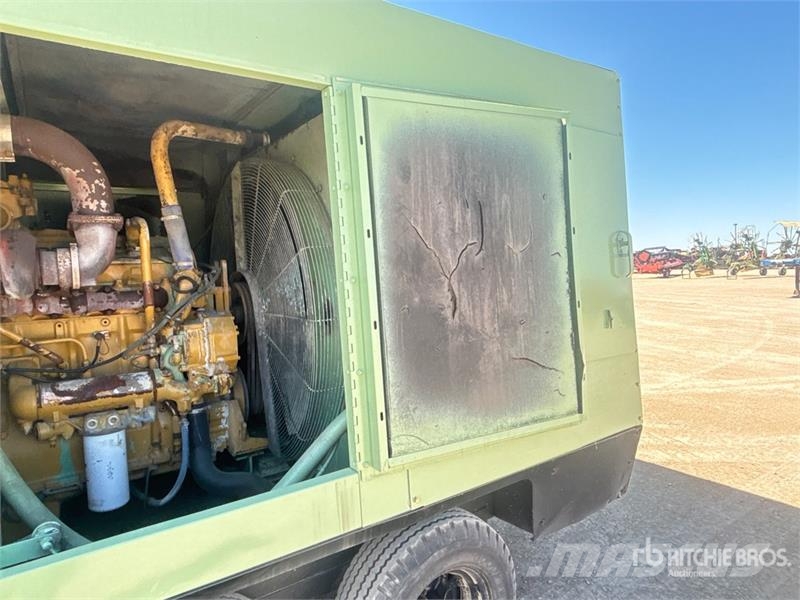 Sullair 1600DTO Mobile Air Compressor 콤푸레샤