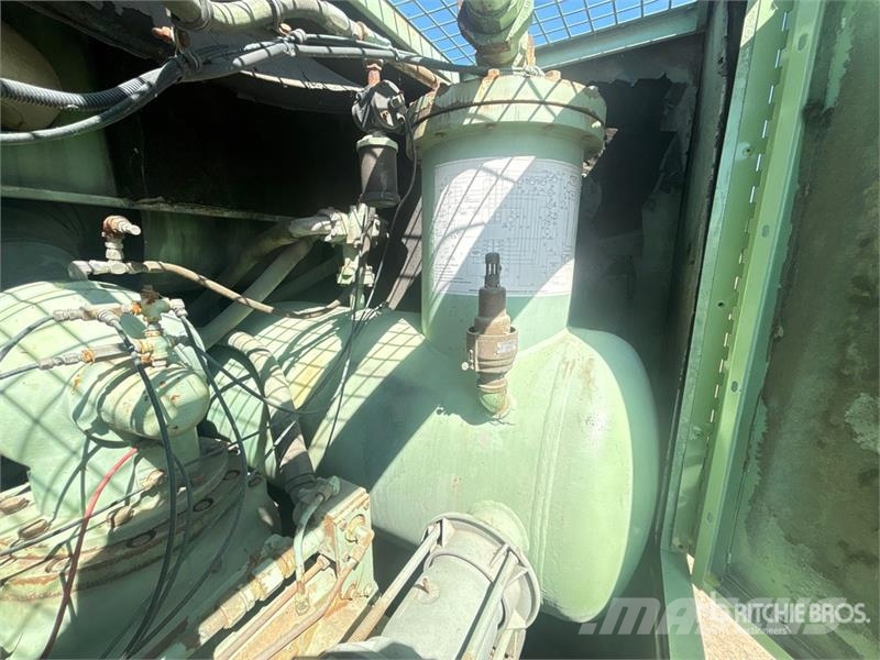 Sullair 1600DTO Mobile Air Compressor 콤푸레샤