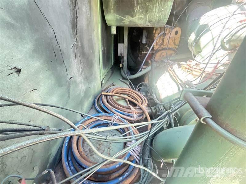 Sullair 1600DTO Mobile Air Compressor 콤푸레샤