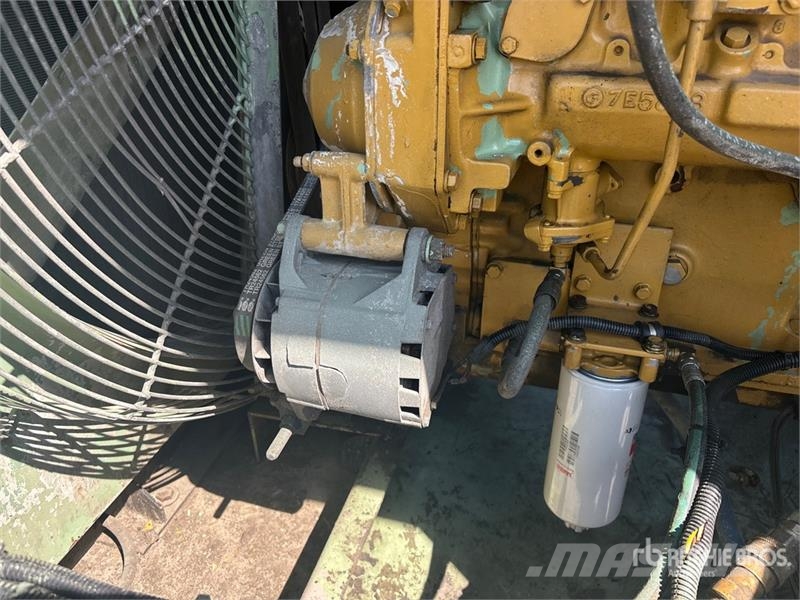 Sullair 1600DTO Mobile Air Compressor 콤푸레샤