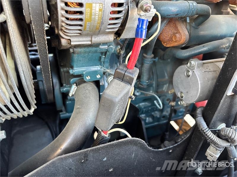Sullair 185D DPQ KU4F 185 cfm Mobile Air Compressor Kompressorit