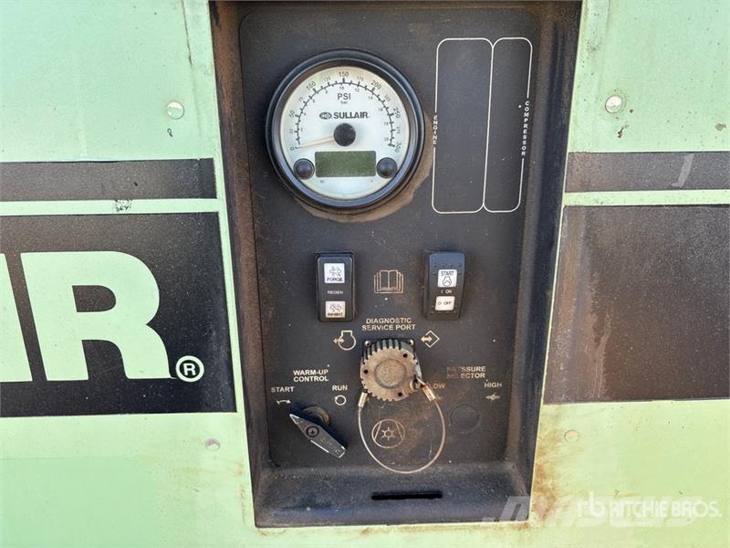 Sullair 185D DPQ KU4F 185 cfm Mobile Air Compressor Kompressorit