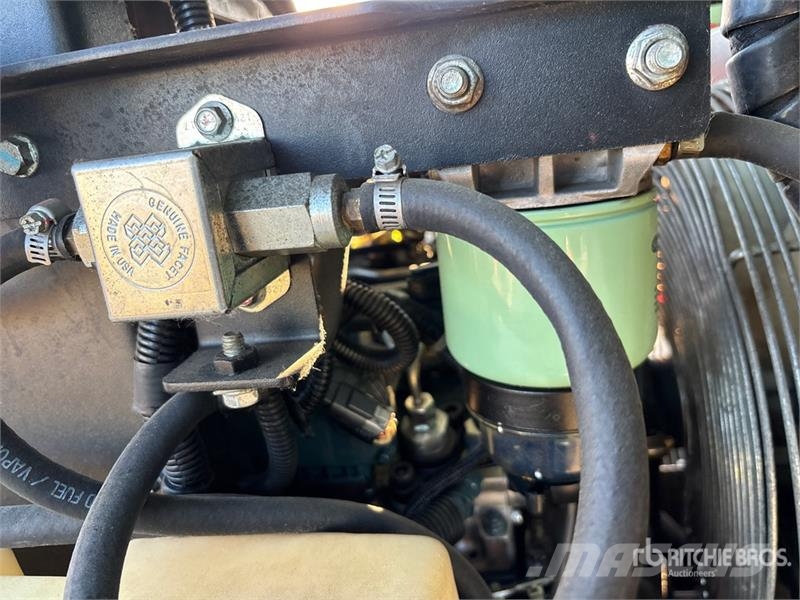 Sullair 185D DPQ KU4F 185 cfm Mobile Air Compressor Kompressorit