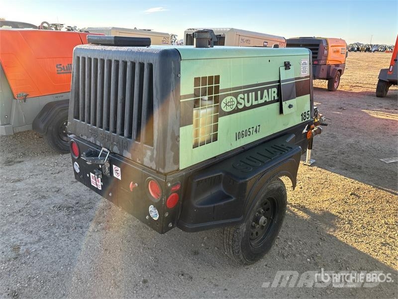 Sullair 185D DPQ KU4F 185 cfm Mobile Air Compressor Kompressorit