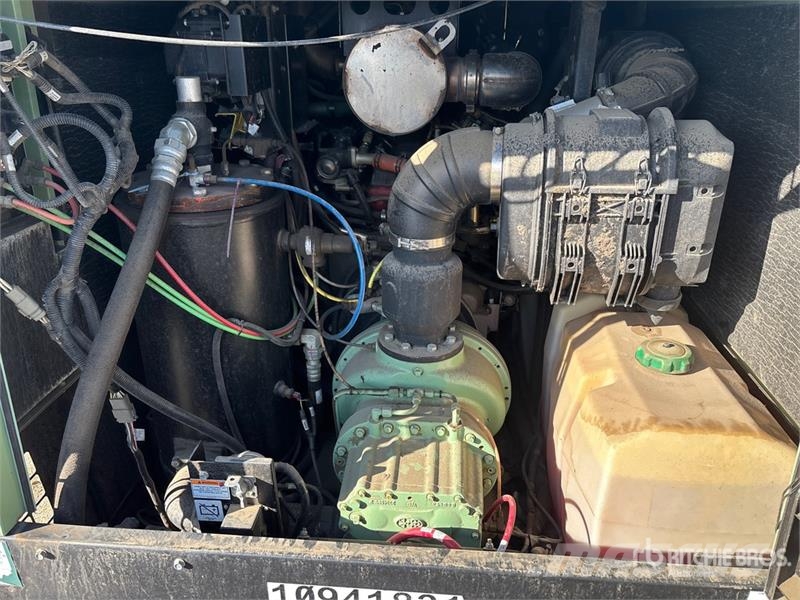 Sullair 400HDPQ-CU 400 cfm Mobile Air Compressor Kompressoren