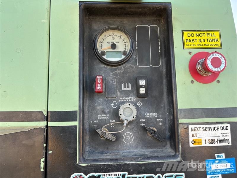 Sullair 425DHDPQ 425 cfm Mobile Air Compressor (Inoperable Kompresszorok