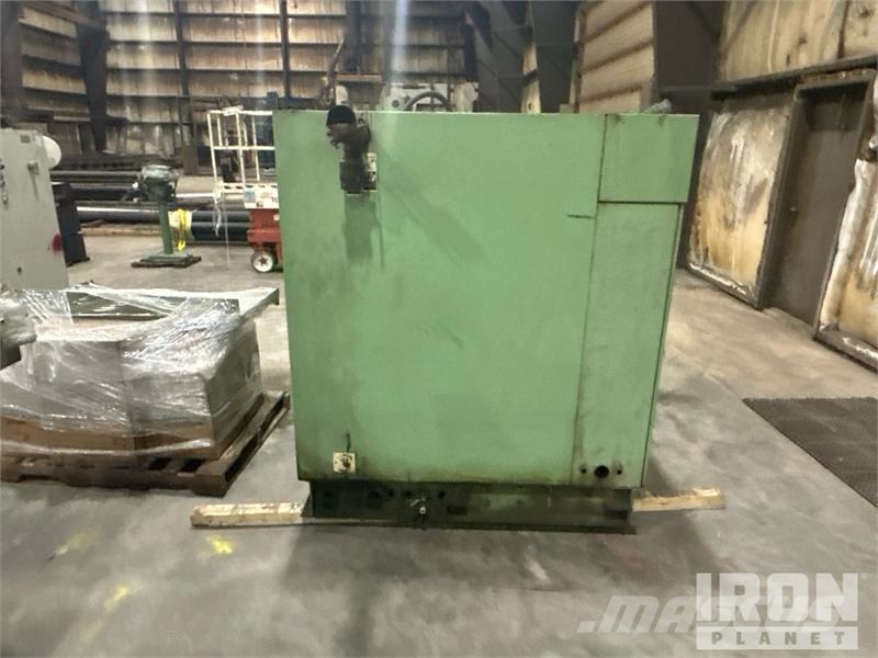 Sullair LS-20SV Skid-Mounted Electric Air Compressor Kompresory
