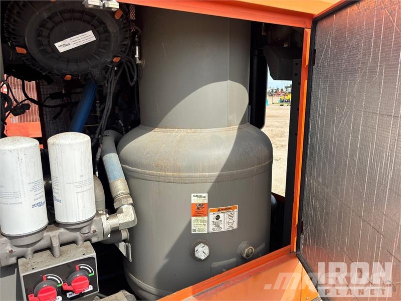 Sullivan D1600PCHA4AF 1800 cfm Mobile Air Compressor (Inope Воздушные компрессоры