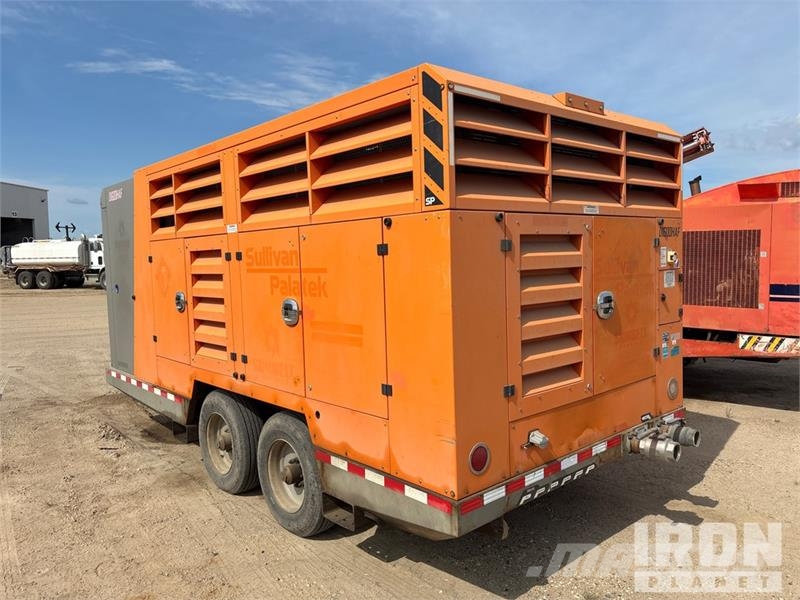 Sullivan D1600PCHA4AF 1800 cfm Mobile Air Compressor (Inope Воздушные компрессоры