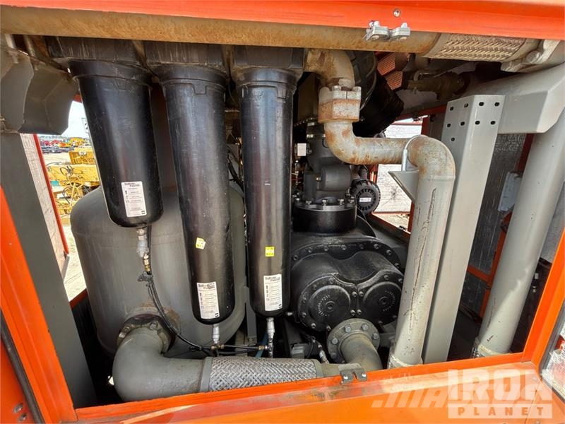Sullivan D1600PCHA4AF 1800 cfm Mobile Air Compressor (Inope Воздушные компрессоры