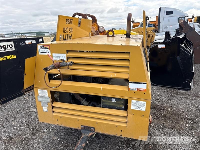 Sullivan Palatek D1850110A 185 cfm Mobile Air Compressor コンプレッサー
