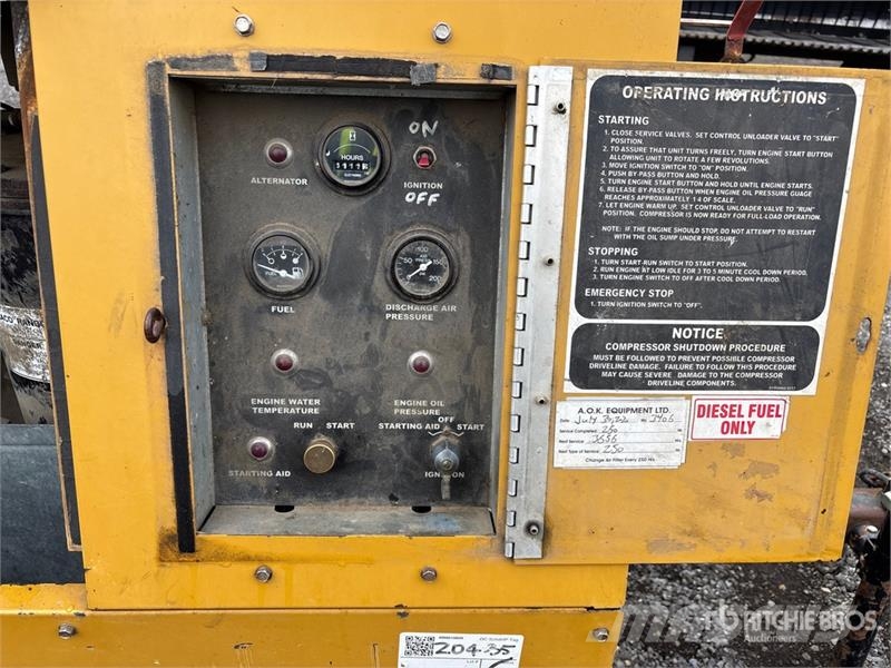 Sullivan Palatek D1850110A 185 cfm Mobile Air Compressor コンプレッサー