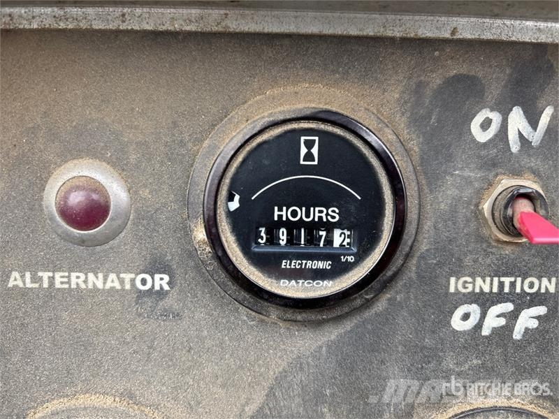 Sullivan Palatek D1850110A 185 cfm Mobile Air Compressor コンプレッサー