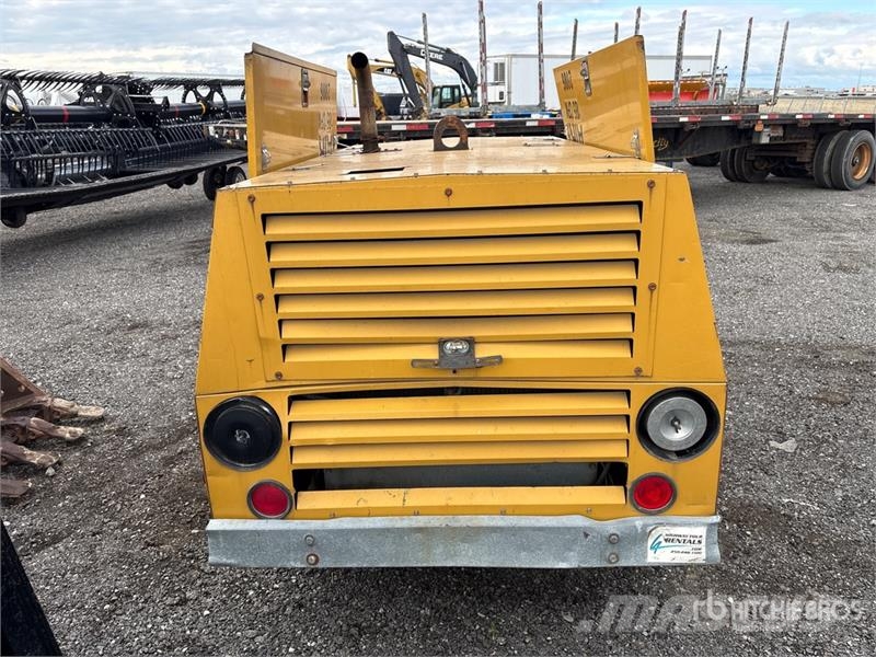 Sullivan Palatek D1850110A 185 cfm Mobile Air Compressor コンプレッサー