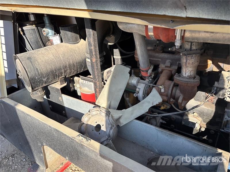Sullivan-Palatek D375Q8CA Air Compressor (Inoperab Kompresszorok