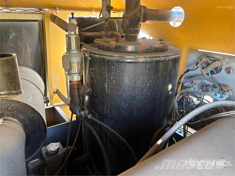 Sullivan-Palatek D375Q8CA Air Compressor (Inoperab Kompresszorok