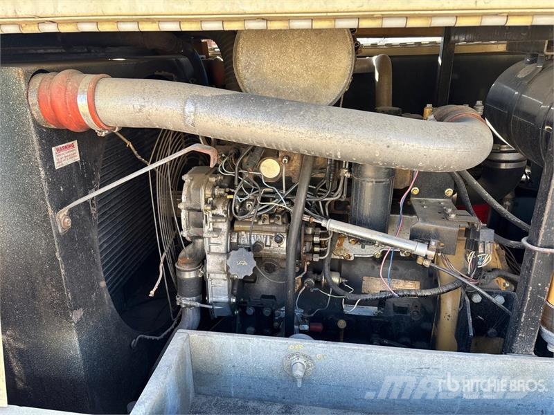 Sullivan-Palatek D375Q8CA Air Compressor (Inoperab Kompresszorok