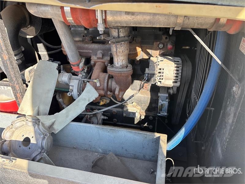 Sullivan-Palatek D375Q8CA Air Compressor (Inoperab Kompresszorok