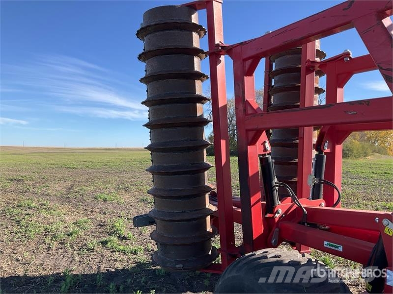 Sumo 9 LGSUB 18 ft 9 Shank Subsoiler Altre macchine e accessori per l'aratura