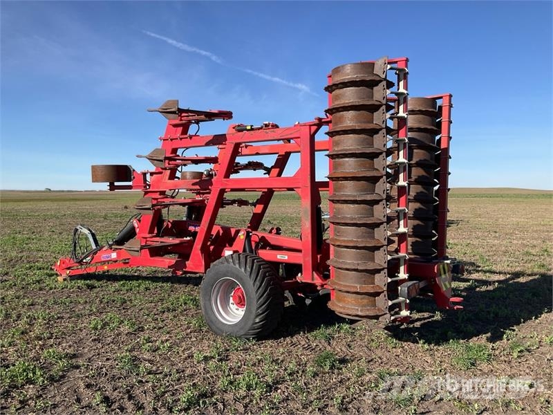 Sumo 9 LGSUB 18 ft 9 Shank Subsoiler Altre macchine e accessori per l'aratura
