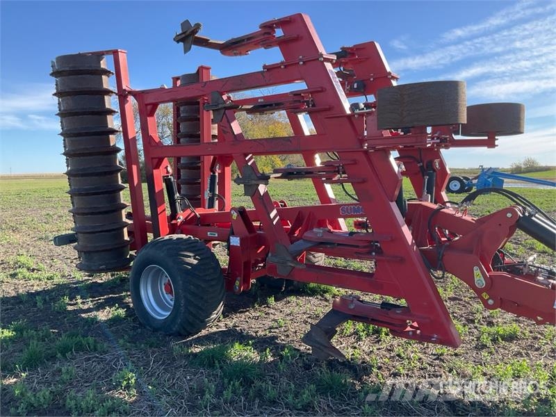 Sumo 9 LGSUB 18 ft 9 Shank Subsoiler Altre macchine e accessori per l'aratura