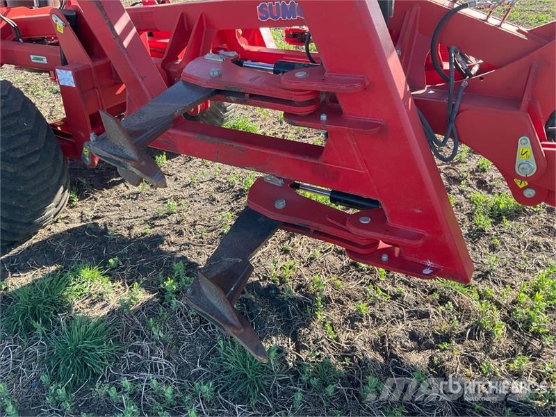 Sumo 9 LGSUB 18 ft 9 Shank Subsoiler Altre macchine e accessori per l'aratura