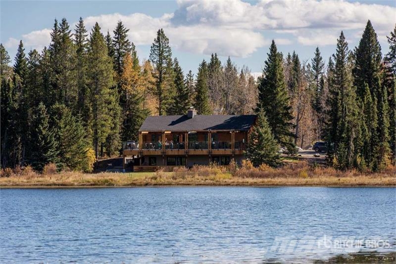  Sundre, AB 33037 Range Road 71 160 +/- Acres on Ti Lauksaimniecība- Citi