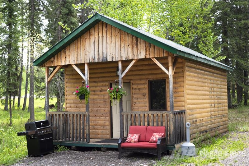 Sundre, AB 33037 Range Road 71 160 +/- Acres on Ti Lauksaimniecība- Citi