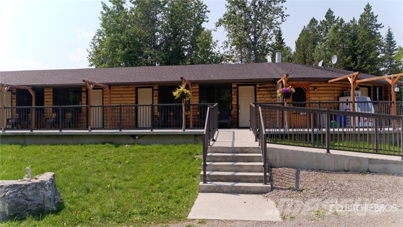  Sundre, AB 33037 Range Road 71 160 +/- Acres on Ti Lauksaimniecība- Citi