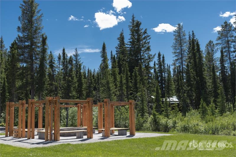  Sundre, AB 33037 Range Road 71 160 +/- Acres on Ti Lauksaimniecība- Citi