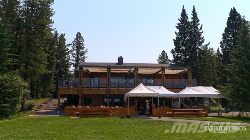  Sundre, AB 33037 Range Road 71 160 +/- Acres on Ti Lauksaimniecība- Citi