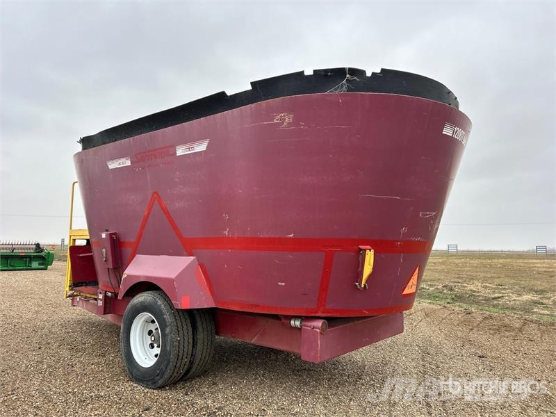 Supreme 1200T S/A Feed Mixer Кормораздатчики