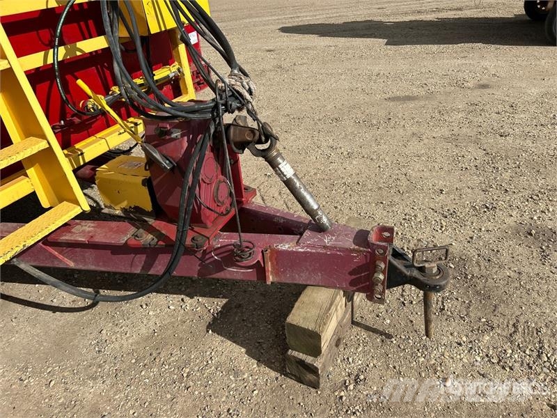 Supreme International 1200T S/A Feed Mixer Кормораздатчики