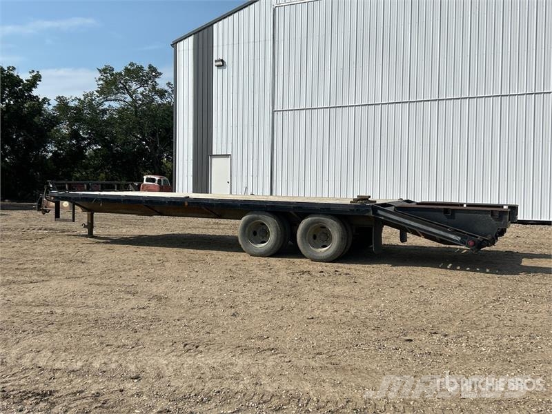 Suretrac 25 ft T/A Equipment Trailer Biltransportsläp