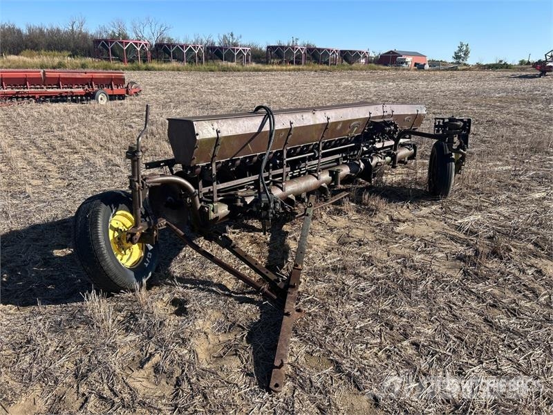  Surflex 14 ft Seed Drill Kylvökoneet