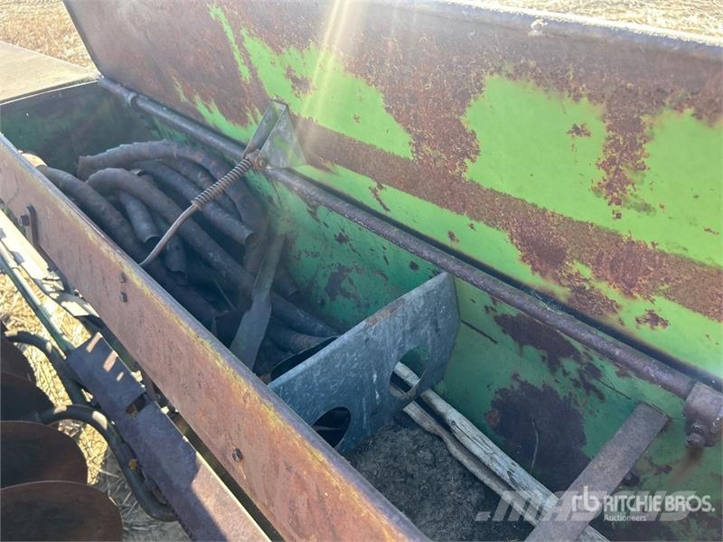  Surflex 14 ft Seed Drill Kylvökoneet