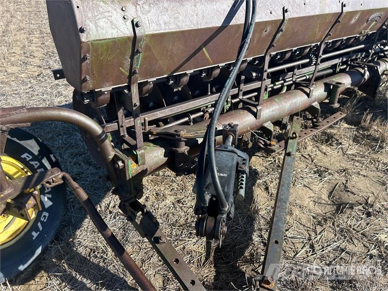  Surflex 14 ft Seed Drill Kylvökoneet