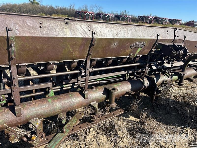  Surflex 14 ft Seed Drill Kylvökoneet