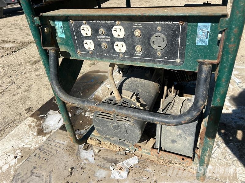 Surge Master Mobile Generator Set (Inoperable) 柴油發電機