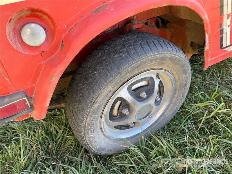 Suzuki Sidekick 4WD SUV Automobili